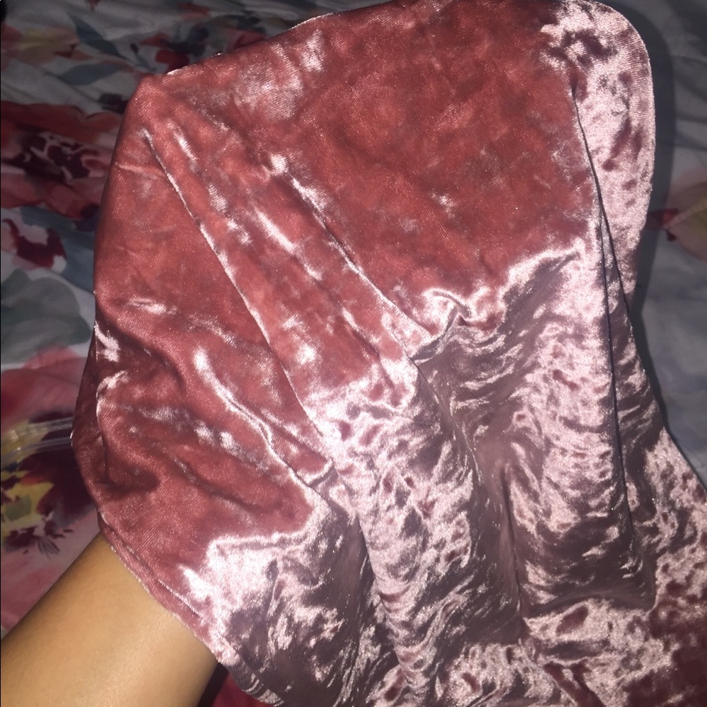 Crushed pink velvet bodycon dress